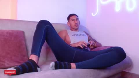 Snapshot of joy_lopezfit chatting on February 2025 02:23:01 PM JOYLOPEZFIT online show from February 2025 02:23:01 PM