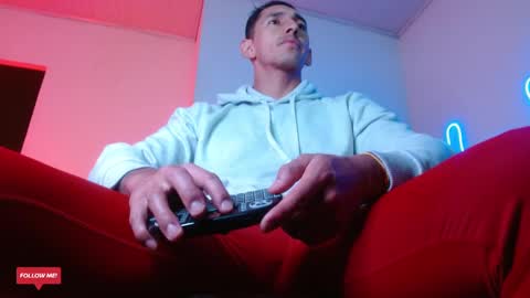 Snapshot of joy_lopezfit chatting on February 2025 12:39:02 PM JOYLOPEZFIT online show from February 2025 12:39:02 PM