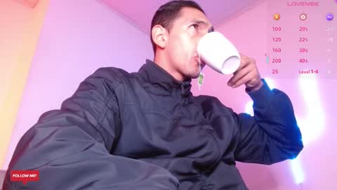 Snapshot of joy_lopezfit chatting on March 2025 12:20:01 PM JOYLOPEZFIT online show from March 2025 12:20:01 PM