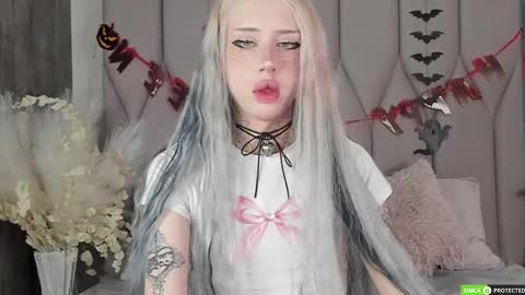 Joy Barker online show from October 2025 01:45:02 PM