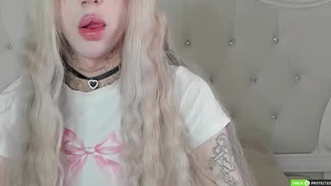 Joy Barker online show from November 2025 03:39:02 AM