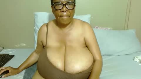 DairyQueen online show from November 2025 03:10:02 AM