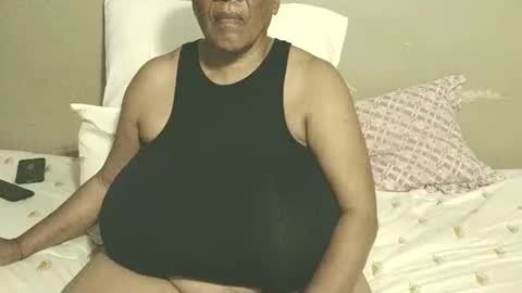 Snapshot of joycemando chatting on March 2026 09:25:01 PM DairyQueen online show from March 2026 09:25:01 PM