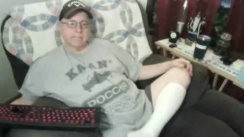 Snapshot of jpmel99 chatting on February 2025 05:53:02 AM jpmel99 online show from February 2025 05:53:02 AM