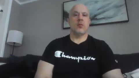 Snapshot of jr1871 chatting on February 2026 02:07:01 PM jr1871 online show from February 2026 02:07:01 PM