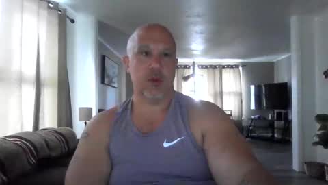 Snapshot of jr1871 chatting on May 2026 03:09:01 PM jr1871 online show from May 2026 03:09:01 PM