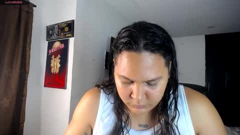 INDEPENDENT MODEL online show from April 2026 02:25:02 AM