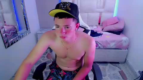 N I N O online show from March 2025 12:52:02 PM