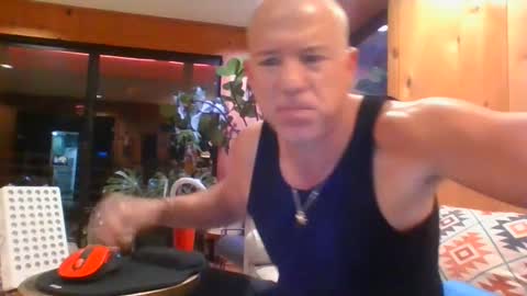 Snapshot of jroge21 chatting on February 2025 04:31:02 AM jroge21 online show from February 2025 04:31:02 AM