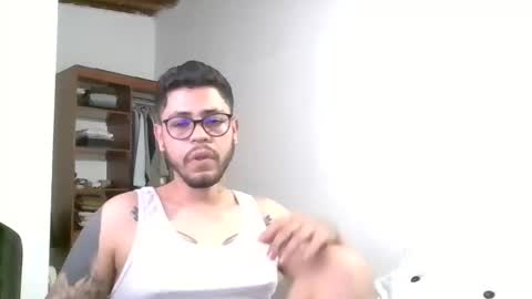 Snapshot of juampi_col chatting on April 2026 11:03:02 PM Juan Pablo online show from April 2026 11:03:02 PM