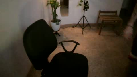 Snapshot of juan235665 chatting on June 2026 02:01:02 AM juan235665 online show from June 2026 02:01:02 AM