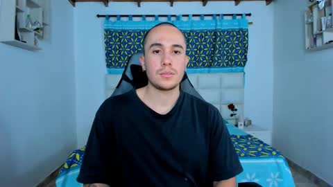 Juan online show from February 2025 12:19:01 AM