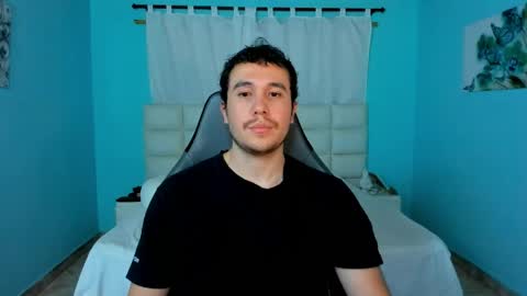 Snapshot of juan__jimenez chatting on June 2026 11:10:02 PM Juan online show from June 2026 11:10:02 PM