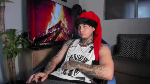 Snapshot of juan_alvarez18 chatting on December 2025 01:44:02 AM juan_alvarez18 online show from December 2025 01:44:02 AM