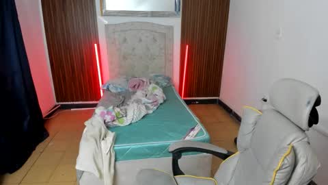 juan_and_luke online show from February 2026 12:47:02 PM