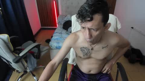 Snapshot of juan_and_luke chatting on March 2026 09:24:02 AM juan_and_luke online show from March 2026 09:24:02 AM