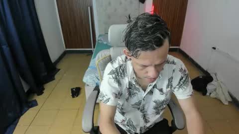 Snapshot of juan_and_luke chatting on April 2026 11:26:02 AM juan_and_luke online show from April 2026 11:26:02 AM