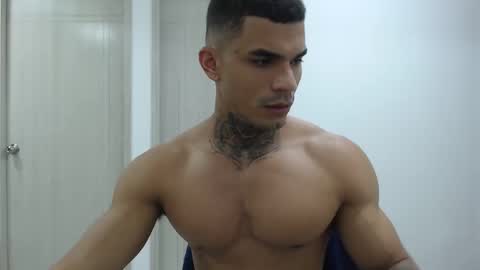 Snapshot of juan_gomez_1 chatting on January 2025 10:13:01 PM juan_gomez_1 online show from January 2025 10:13:01 PM