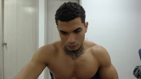 Snapshot of juan_gomez_1 chatting on February 2025 11:55:01 AM juan_gomez_1 online show from February 2025 11:55:01 AM