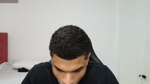 Snapshot of juan_gomez_1 chatting on April 2026 12:17:01 AM juan_gomez_1 online show from April 2026 12:17:01 AM