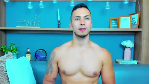 Snapshot of juan_muscle chatting on February 2025 01:21:02 AM juan_muscle online show from February 2025 01:21:02 AM