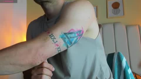 JUAN online show from November 2025 01:17:02 PM