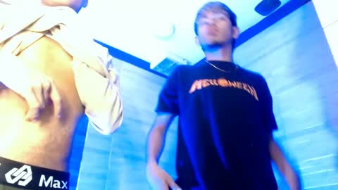 juan_saul1 online show from April 2026 12:28:02 PM