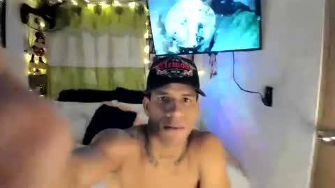 Snapshot of juanbigcock21cm chatting on June 2026 11:51:01 PM juan jose online show from June 2026 11:51:01 PM