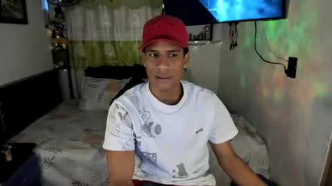 Snapshot of juanbigcock21cm chatting on June 2026 01:03:02 PM juan jose online show from June 2026 01:03:02 PM