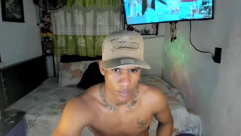 Snapshot of juanbigcock21cm chatting on June 2026 07:01:02 AM juan jose online show from June 2026 07:01:02 AM