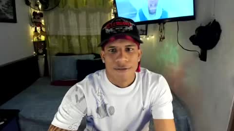 Snapshot of juanbigcock21cm chatting on June 2026 04:00:02 AM juan jose online show from June 2026 04:00:02 AM