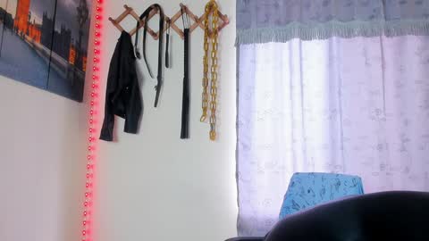 Juan Esteban online show from January 2025 07:49:01 PM