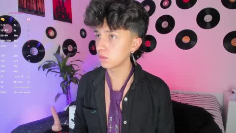 Snapshot of juandaaa__ chatting on April 2026 08:17:01 PM juandaaa__ online show from April 2026 08:17:01 PM
