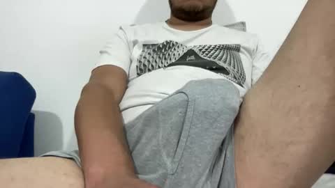 juandavergax42 online show from February 2026 04:44:01 AM