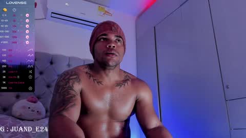 Snapshot of juande_24 chatting on February 2025 07:48:01 AM independent model online show from February 2025 07:48:01 AM
