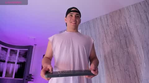 Snapshot of juandiamonds chatting on May 2026 12:54:02 PM Juan David online show from May 2026 12:54:02 PM