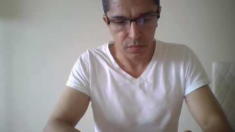 Snapshot of juanearth1 chatting on May 2026 09:55:02 PM juanearth1 online show from May 2026 09:55:02 PM