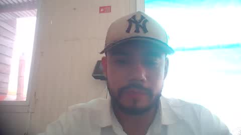 Snapshot of juanfe_style chatting on March 2026 04:52:01 PM juanfe_style online show from March 2026 04:52:01 PM