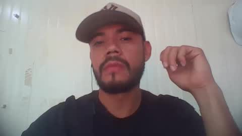 Snapshot of juanfe_style chatting on April 2026 03:09:01 PM juanfe_style online show from April 2026 03:09:01 PM