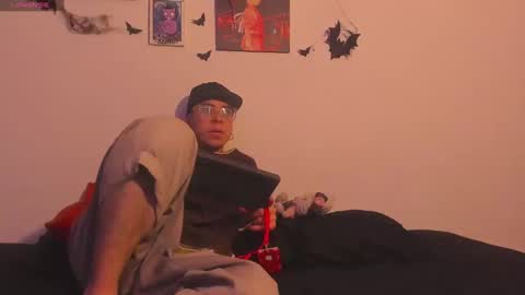 Snapshot of juanftmaria2 chatting on October 2025 10:41:01 PM juanftmaria2 online show from October 2025 10:41:01 PM