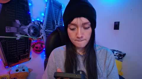 Juanita online show from February 2025 07:59:01 PM