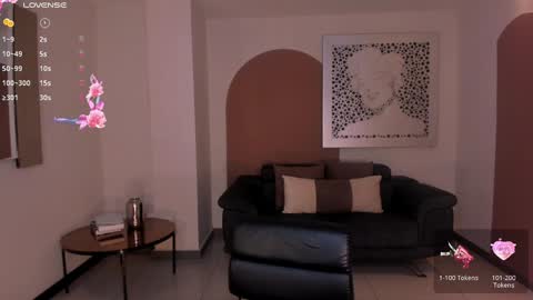 Snapshot of juanitaclay chatting on December 2024 05:18:02 PM Juanita Clay online show from December 2024 05:18:02 PM