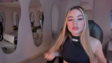 Snapshot of juanitaclay chatting on October 2025 06:18:01 PM Juanita Clay online show from October 2025 06:18:01 PM