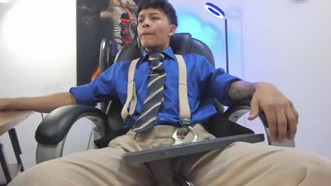 Juank online show from November 2025 02:39:01 PM