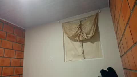 juankikplolol online show from October 2025 03:05:02 AM