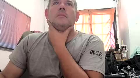 Juan Manuel online show from November 2025 09:29:01 AM