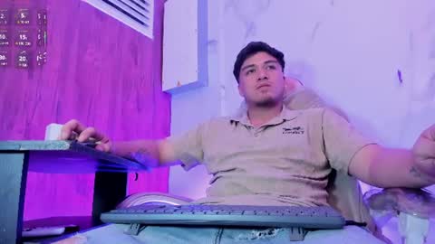 Snapshot of juanmechanic chatting on July 2026 12:59:02 AM JUAN online show from July 2026 12:59:02 AM