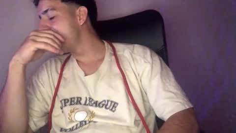 Snapshot of juannvalencia11 chatting on April 2026 02:25:01 AM juannvalencia11 online show from April 2026 02:25:01 AM
