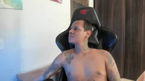 Snapshot of juanpt69 chatting on December 2024 02:56:01 PM juanpt69 online show from December 2024 02:56:01 PM