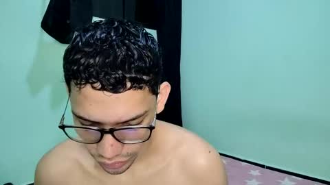 juansuarez204 online show from March 2025 11:49:02 PM